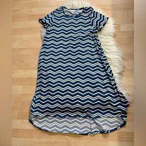 Like New Lularoe Blue / White Chevron Dress S